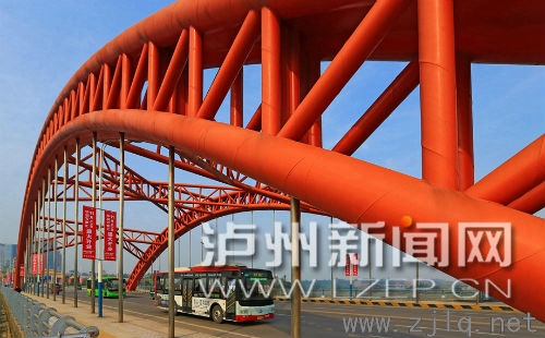 沱江三橋城市長(zhǎng)江大橋